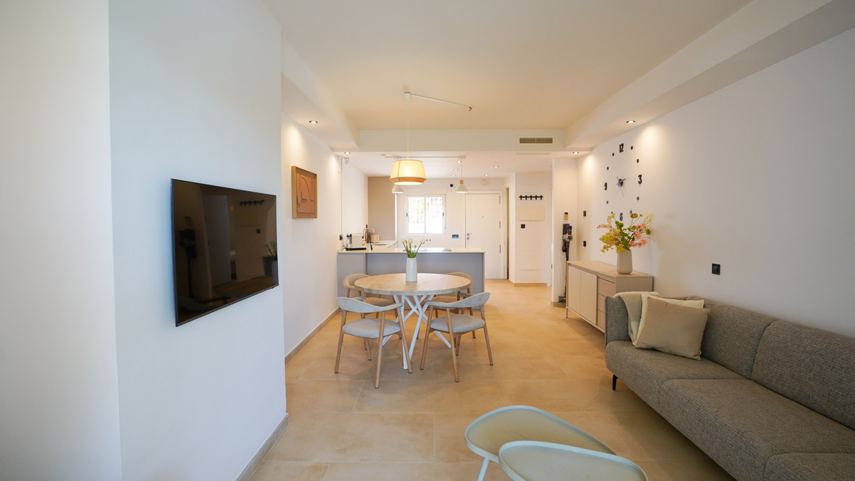Appartement te koop in Nueva Andalucía | 2 slaapkamers H5078455