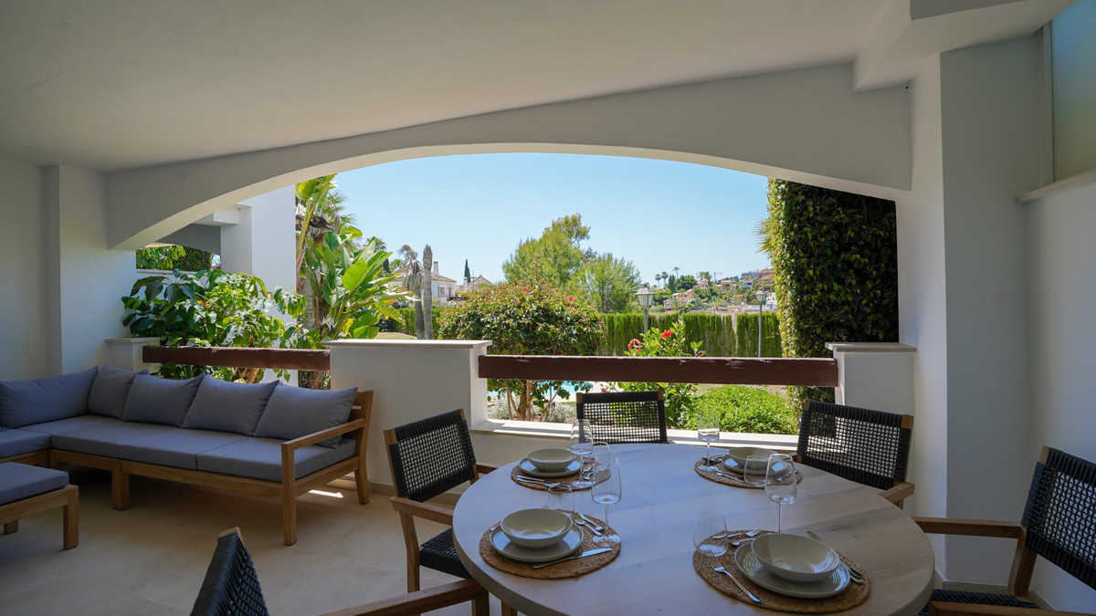 Appartement te koop in Nueva Andalucía | 2 slaapkamers H5078455