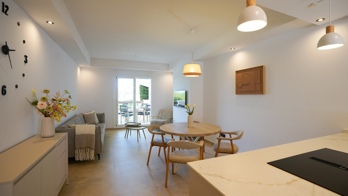 Appartement te koop in Nueva Andalucía | 2 slaapkamers H5078455