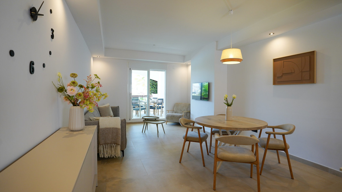 Appartement te koop in Nueva Andalucía | 2 slaapkamers H5078455