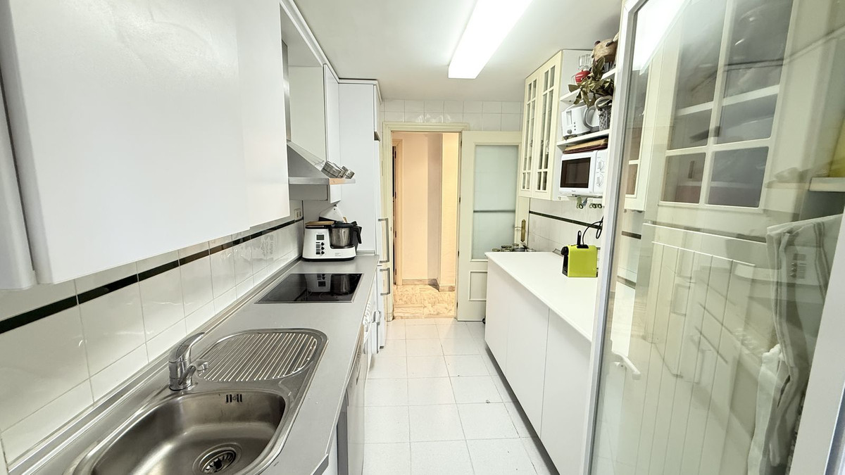 Appartement te koop in Nueva Andalucía | 3 slaapkamers H5080213