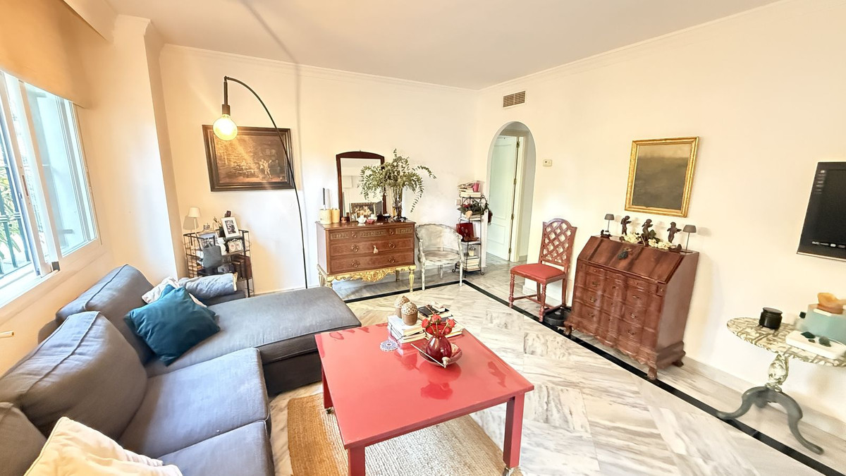 Appartement te koop in Nueva Andalucía | 3 slaapkamers H5080213