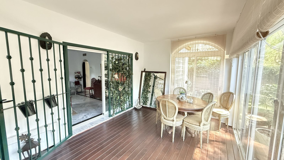 Appartement te koop in Nueva Andalucía | 3 slaapkamers H5080213