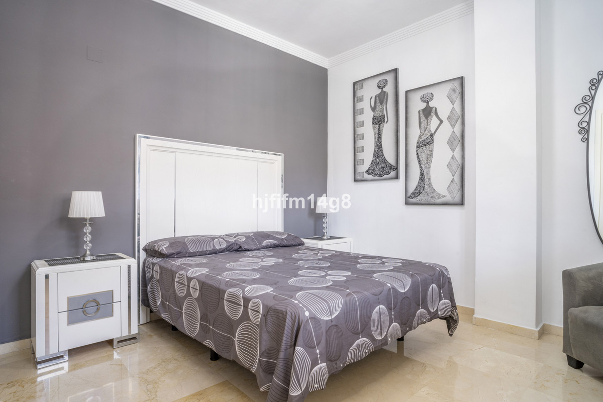 Appartement te koop in Nueva Andalucía | 2 slaapkamers H5080333