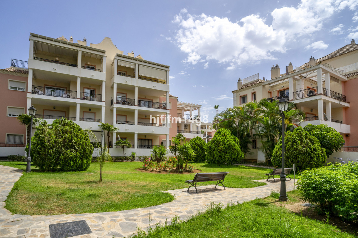 Appartement te koop in Nueva Andalucía | 2 slaapkamers H5080333