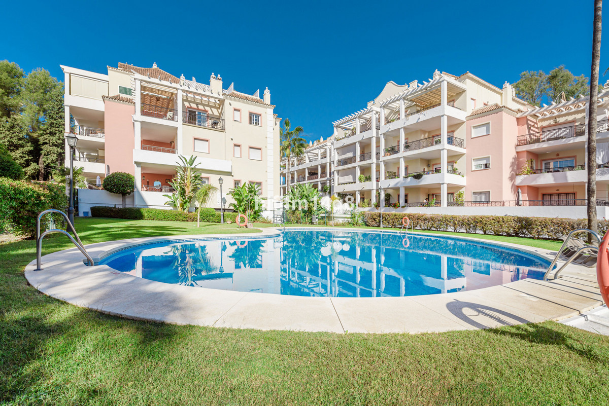 Appartement te koop in Nueva Andalucía | 2 slaapkamers H5080333