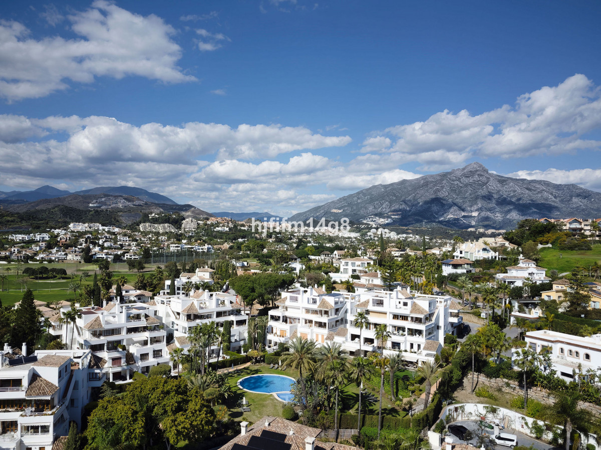 Appartement te koop in Nueva Andalucía | 2 slaapkamers H5081500