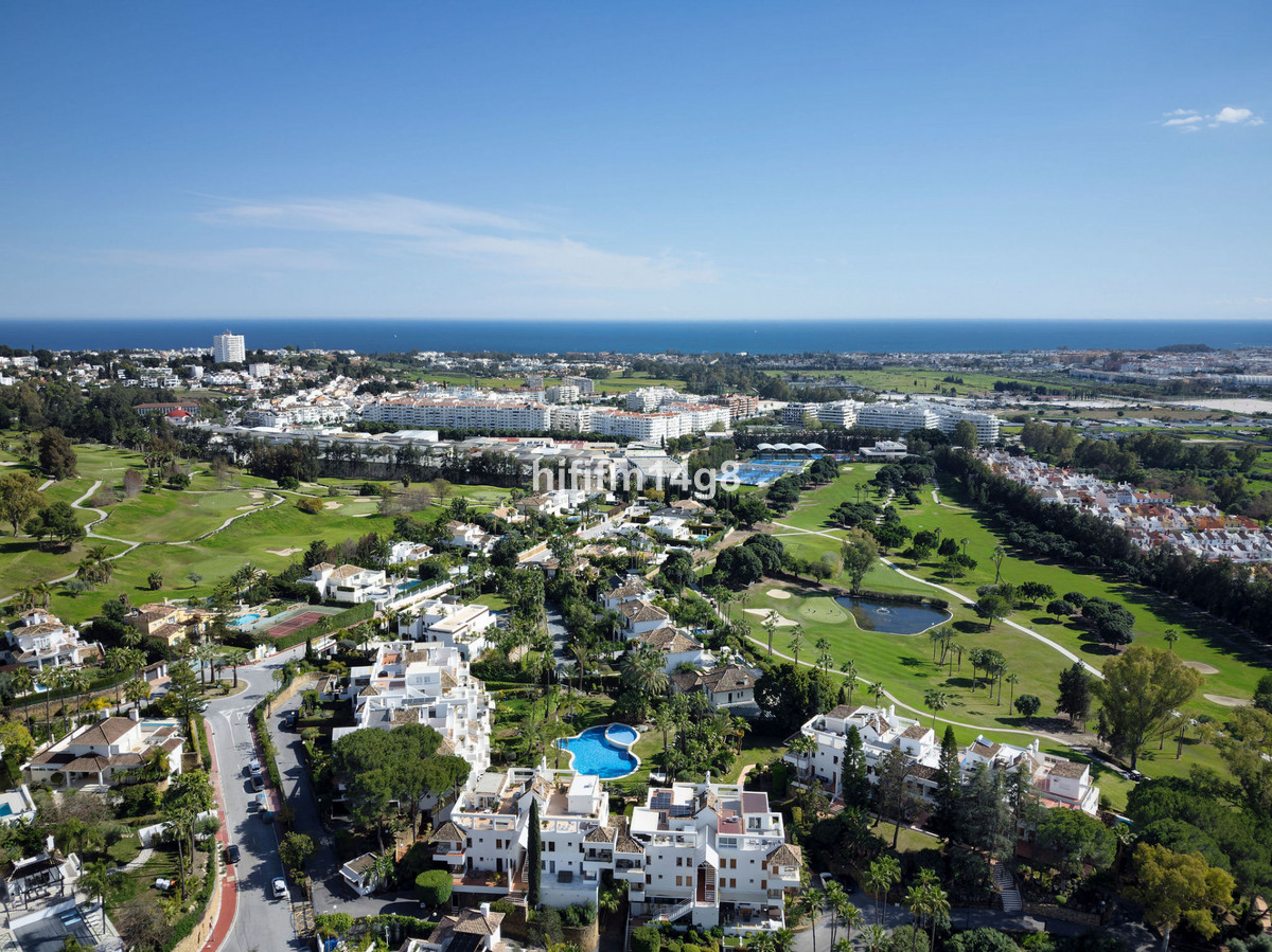 Appartement te koop in Nueva Andalucía | 2 slaapkamers H5081500