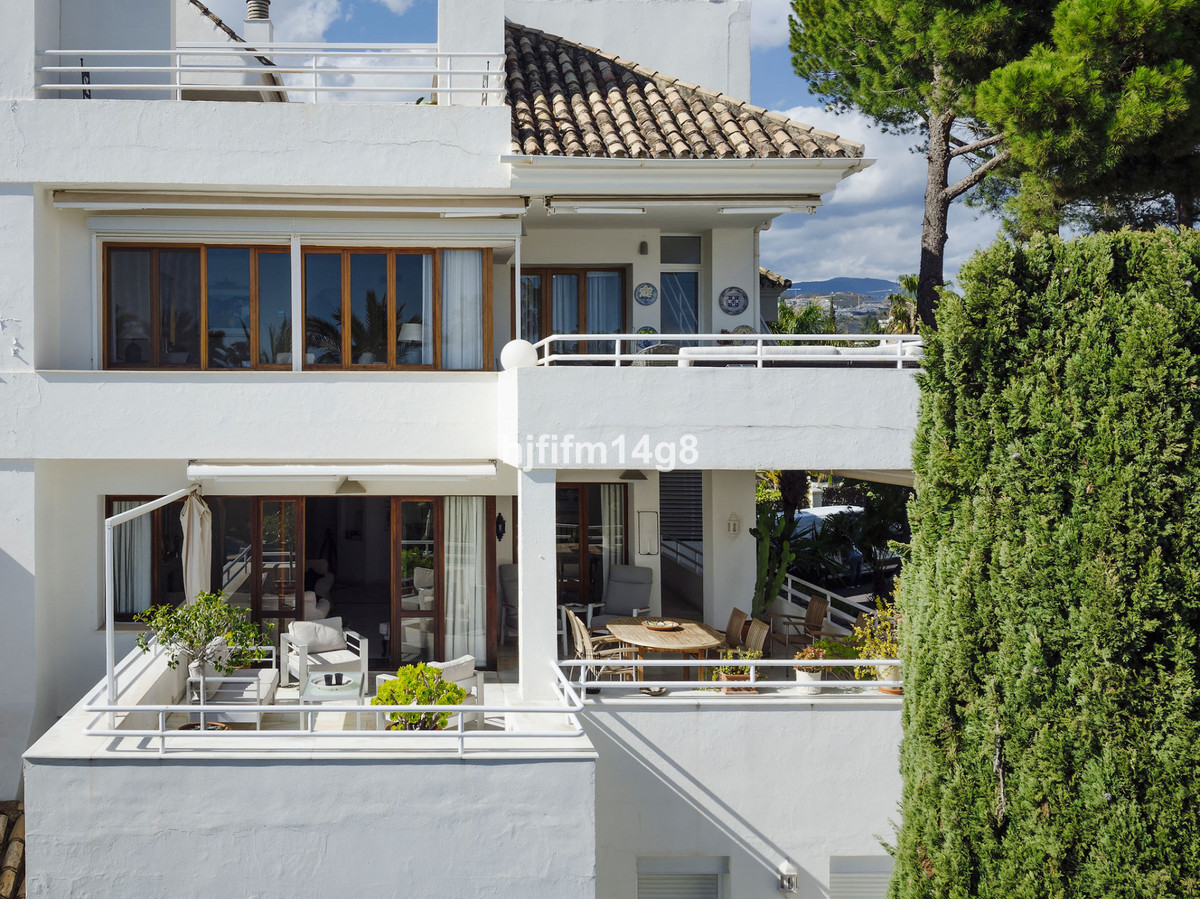 Appartement te koop in Nueva Andalucía | 2 slaapkamers H5081500