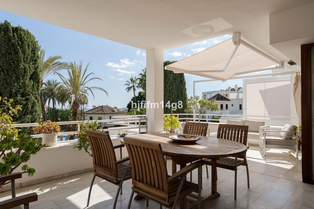 Appartement te koop in Nueva Andalucía | 2 slaapkamers H5081500