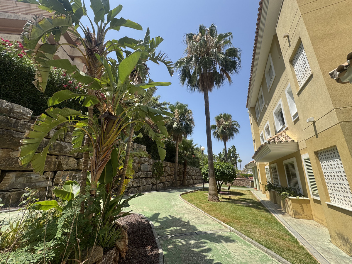 Appartement te koop in Nueva Andalucía | 1 slaapkamers H5081611