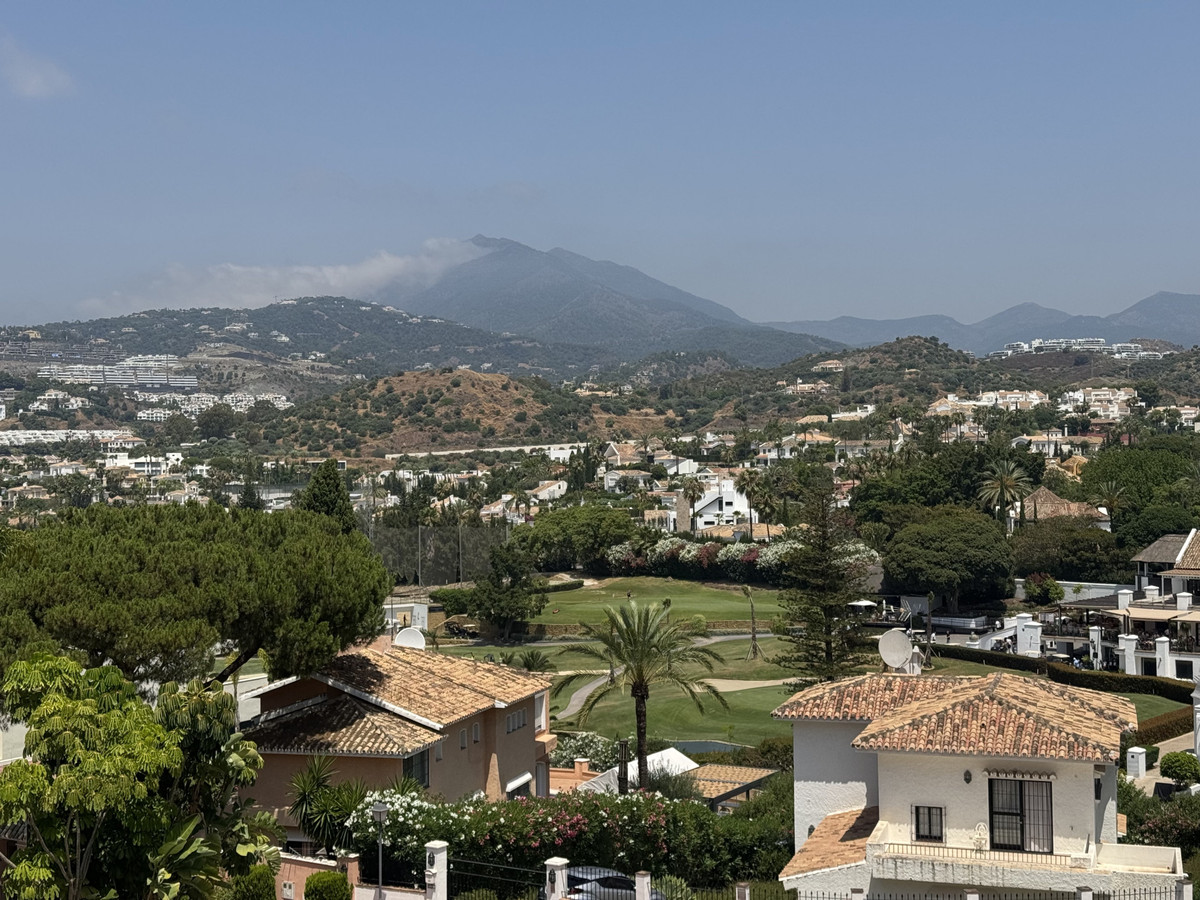 Appartement te koop in Nueva Andalucía | 1 slaapkamers H5081611