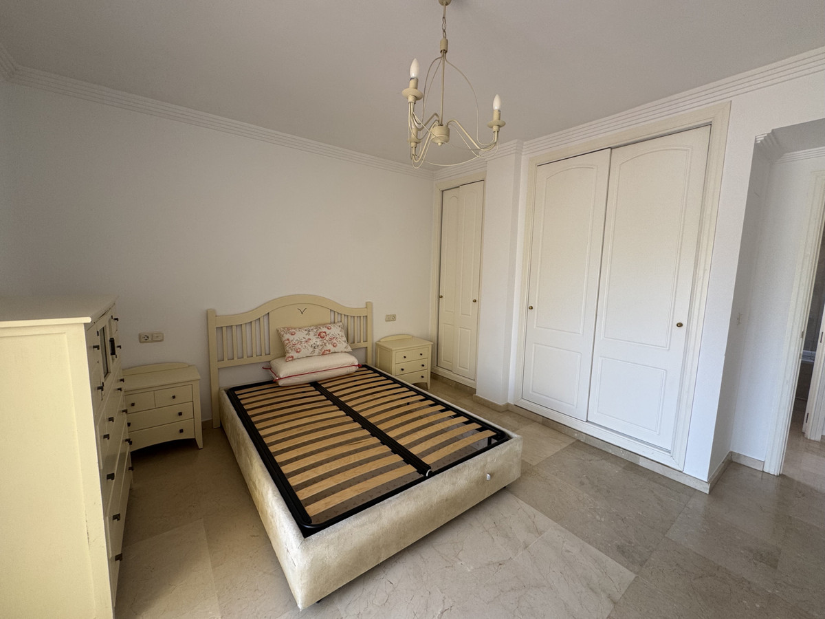 Appartement te koop in Nueva Andalucía | 1 slaapkamers H5081611