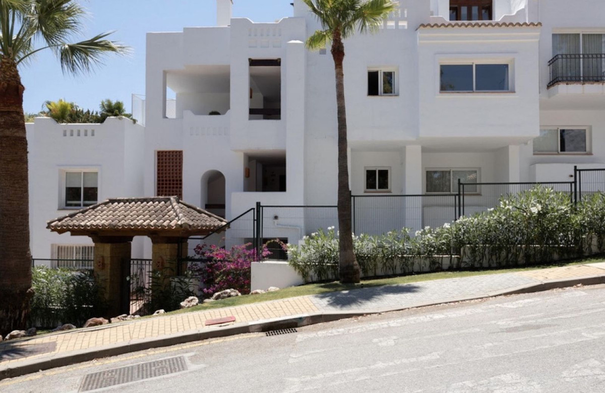 Appartement te koop in Nueva Andalucía | 2 slaapkamers H5083303