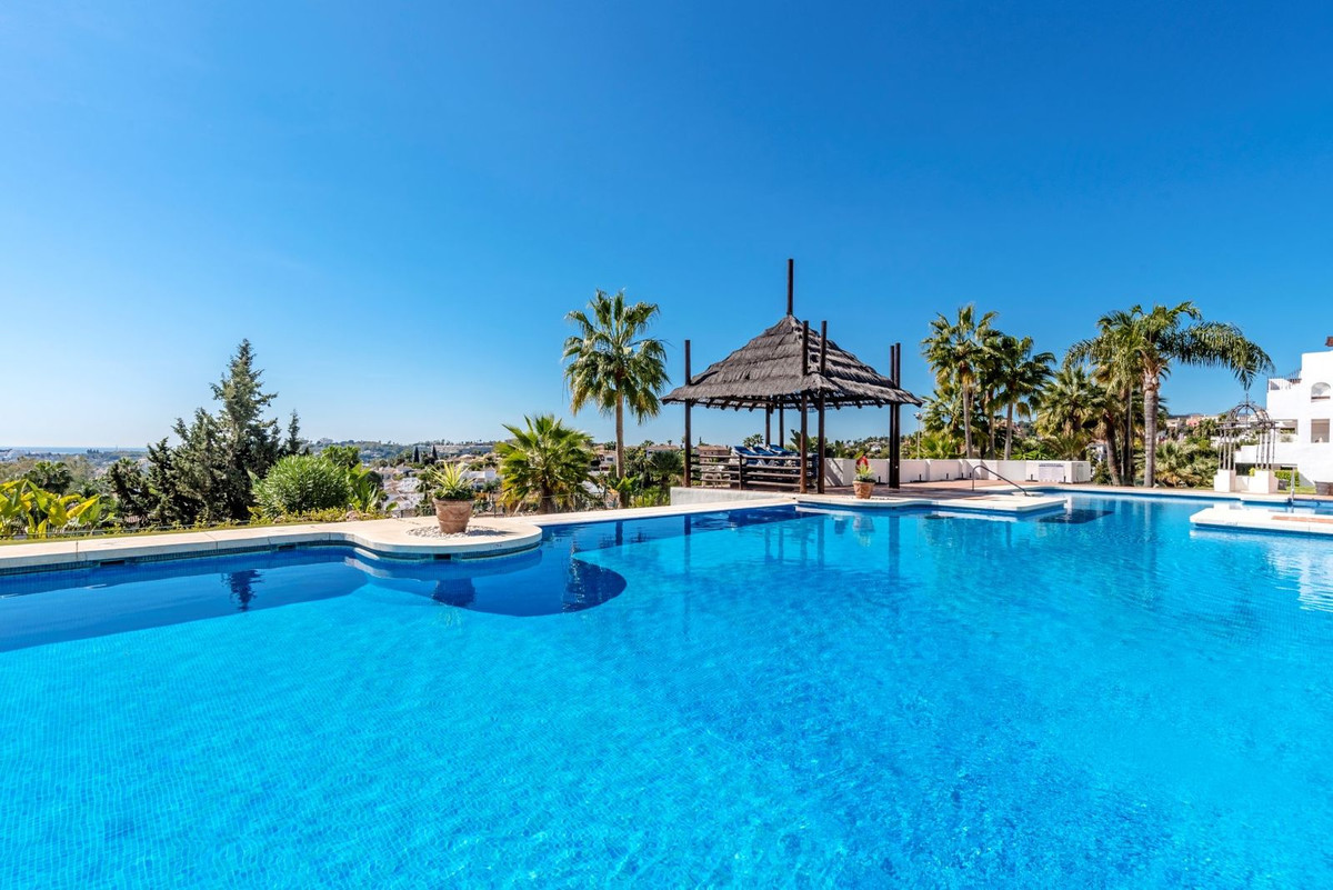 Appartement te koop in Nueva Andalucía | 2 slaapkamers H5083303