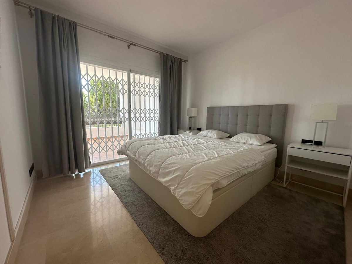 Appartement te koop in Nueva Andalucía | 2 slaapkamers H5083303