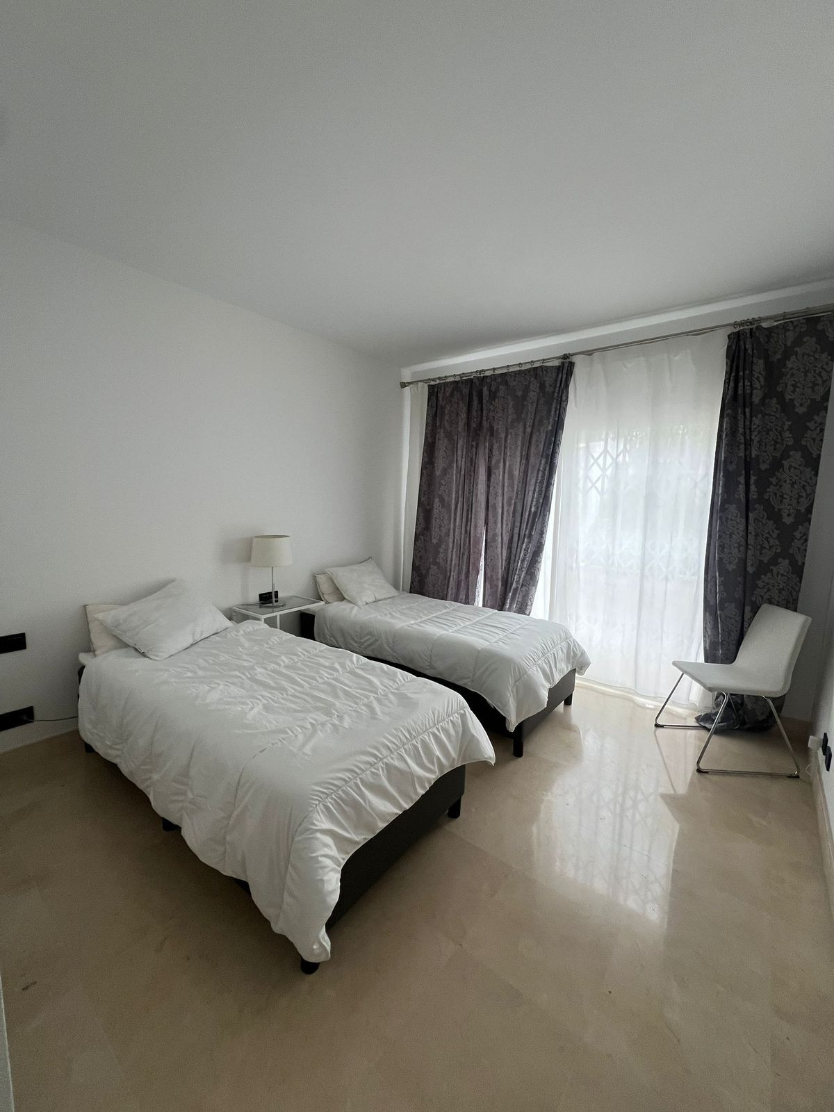 Appartement te koop in Nueva Andalucía | 2 slaapkamers H5083303