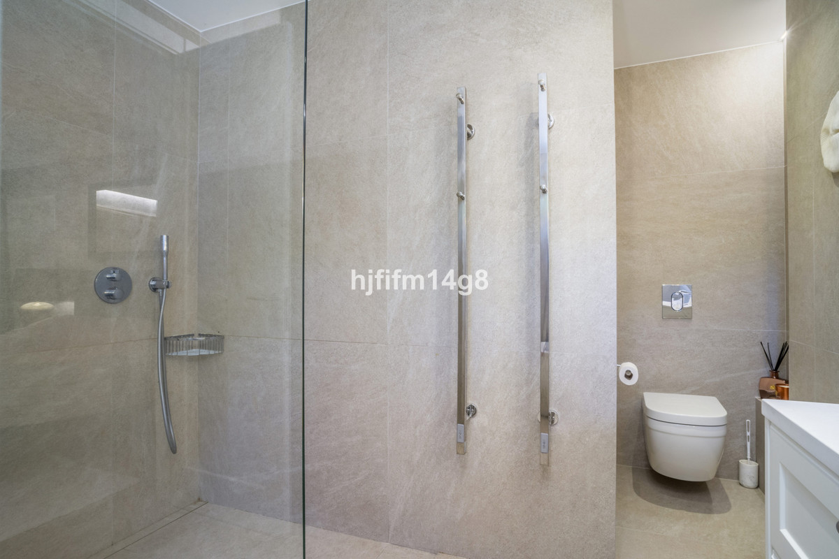 Appartement te koop in Nueva Andalucía | 3 slaapkamers H5084344