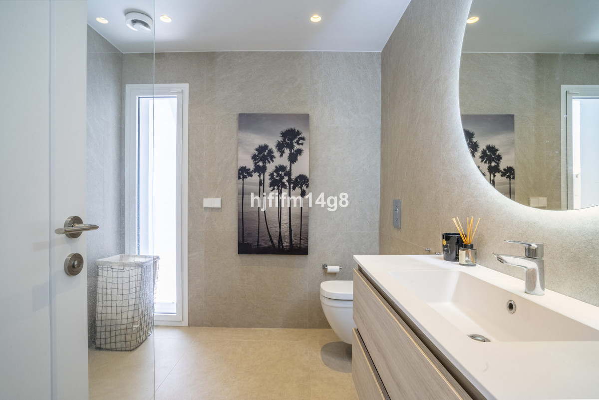 Appartement te koop in Nueva Andalucía | 3 slaapkamers H5084344