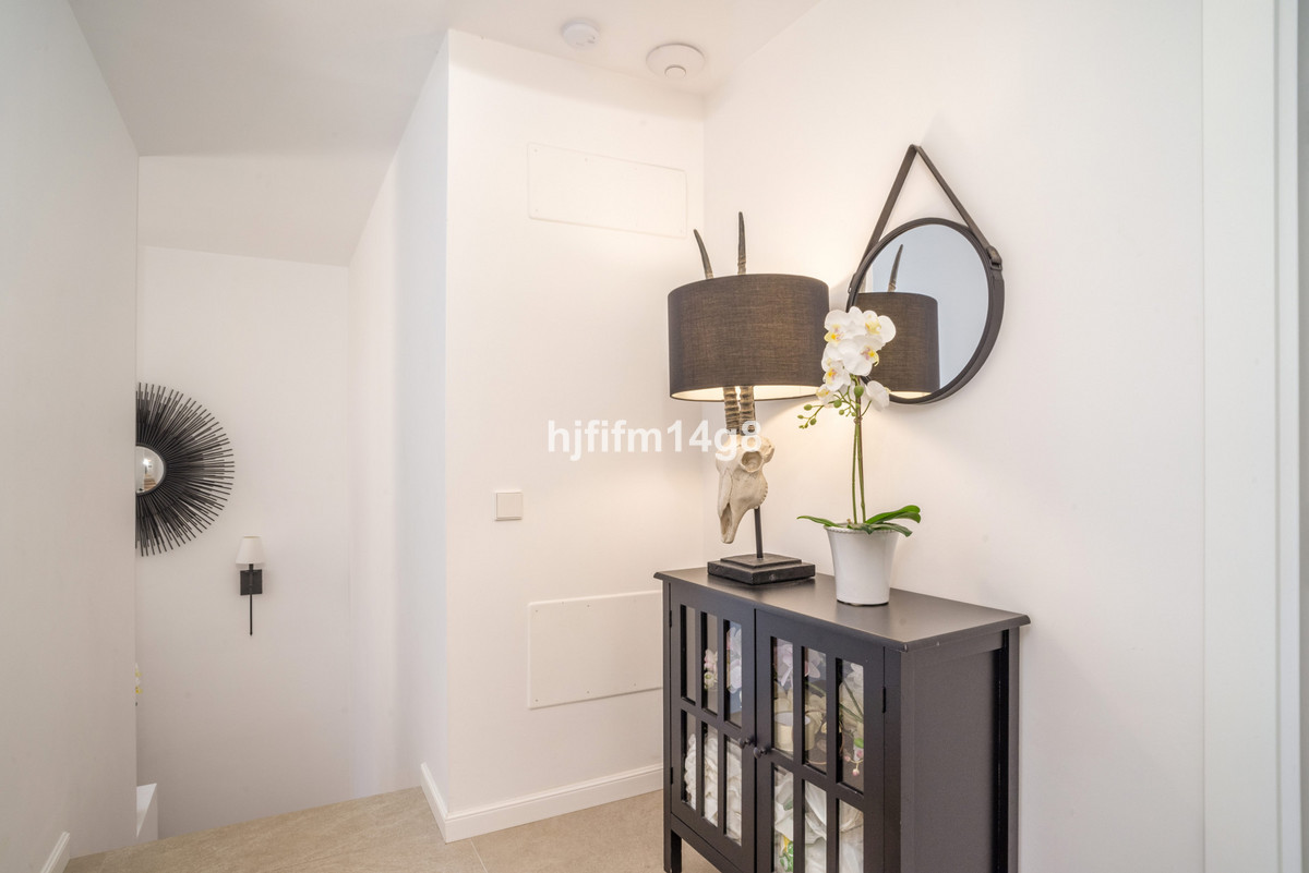 Appartement te koop in Nueva Andalucía | 3 slaapkamers H5084344