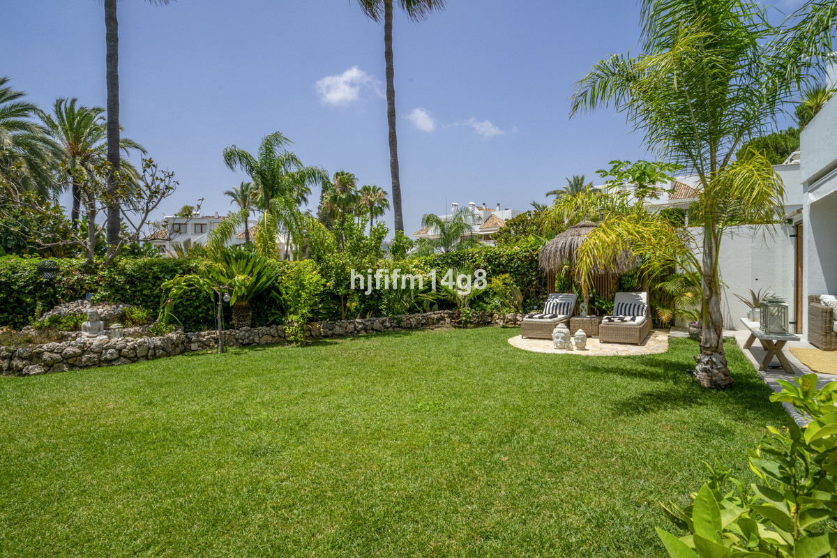 Appartement te koop in Nueva Andalucía | 3 slaapkamers H5084344