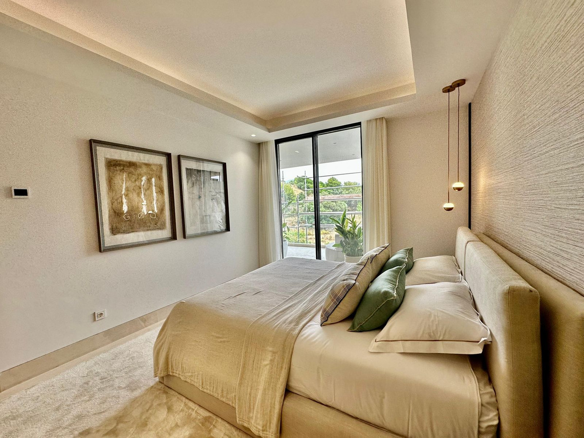 Appartement te koop in Nueva Andalucía | 2 slaapkamers H5103487