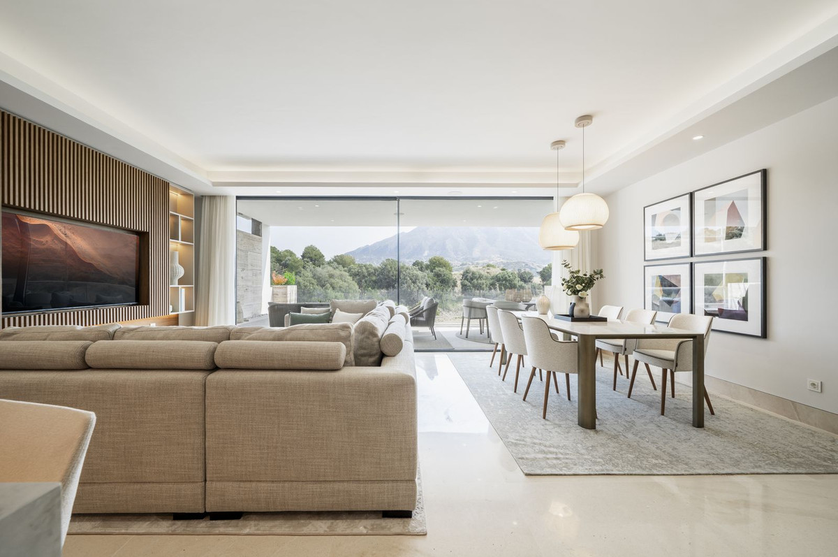 Appartement te koop in Nueva Andalucía | 2 slaapkamers H5103487