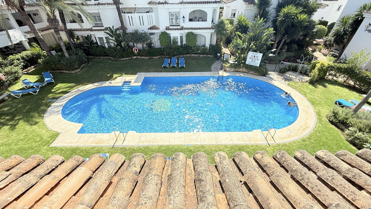 Appartement te koop in Nueva Andalucía | 2 slaapkamers H5103508