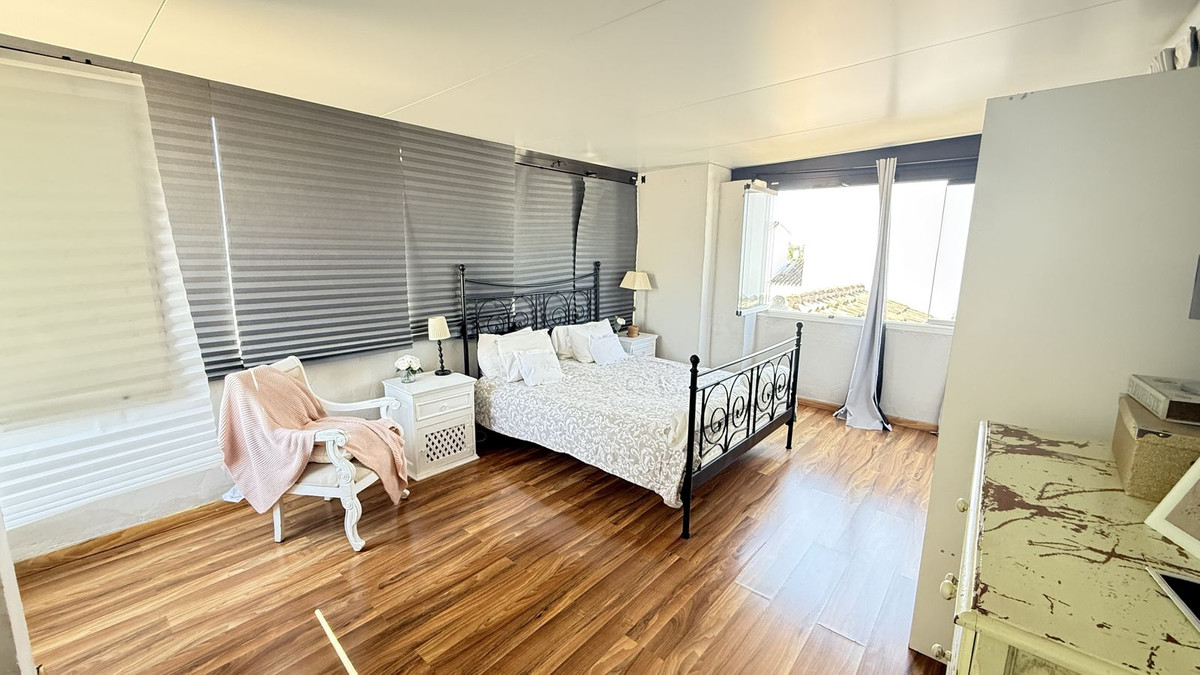 Appartement te koop in Nueva Andalucía | 2 slaapkamers H5103508