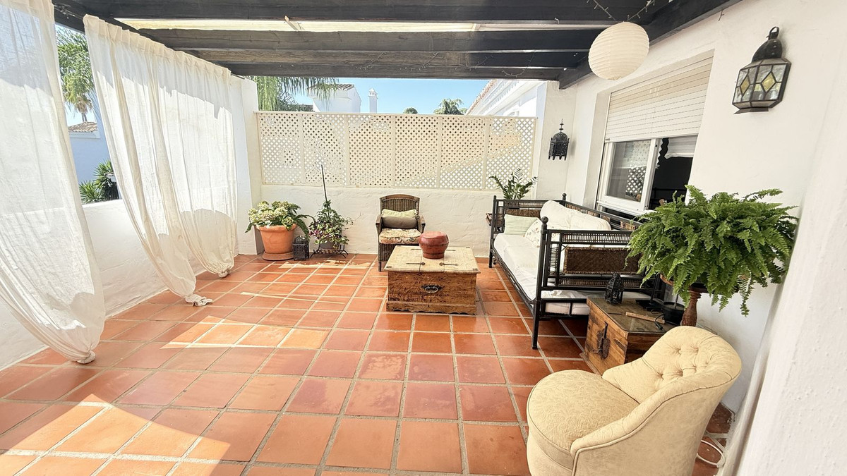 Appartement te koop in Nueva Andalucía | 2 slaapkamers H5103508