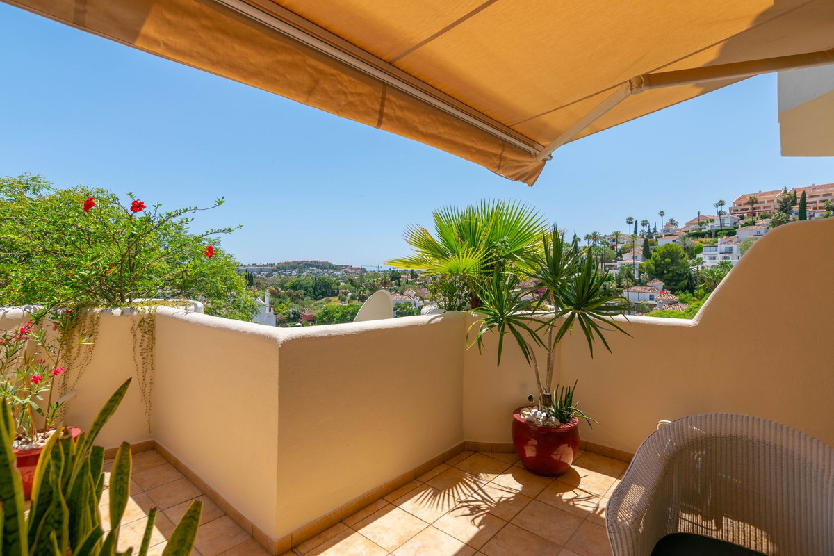 Appartement te koop in Nueva Andalucía | 2 slaapkamers H5103535