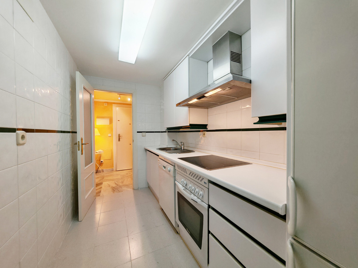 Appartement te koop in Nueva Andalucía | 2 slaapkamers H5103604
