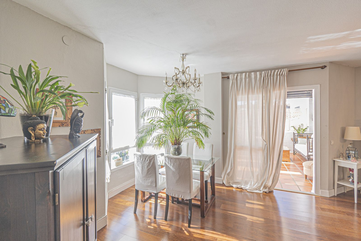 Appartement te koop in Nueva Andalucía | 2 slaapkamers H5104378