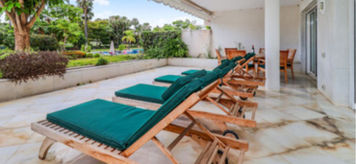 Appartement te koop in Nueva Andalucía | 3 slaapkamers H5104570