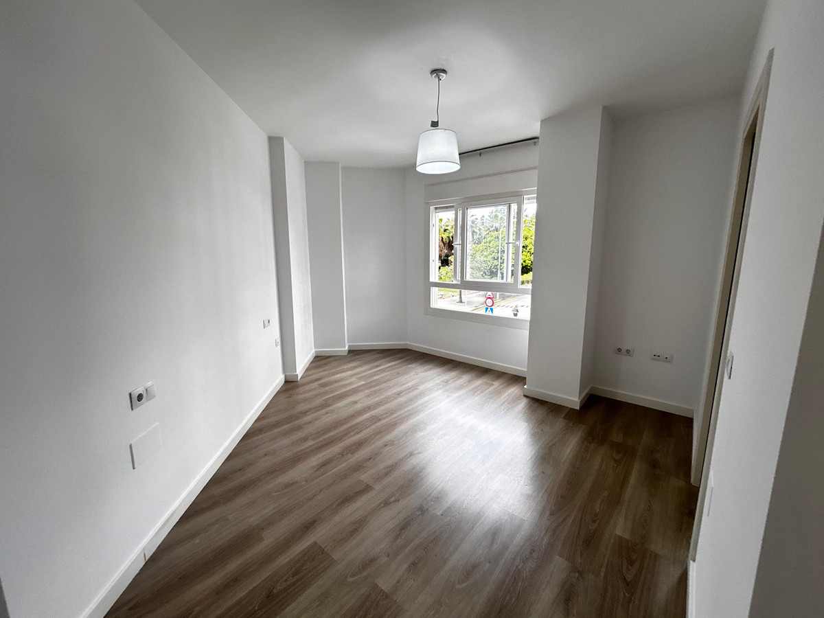 Appartement te koop in Nueva Andalucía | 2 slaapkamers H5104606