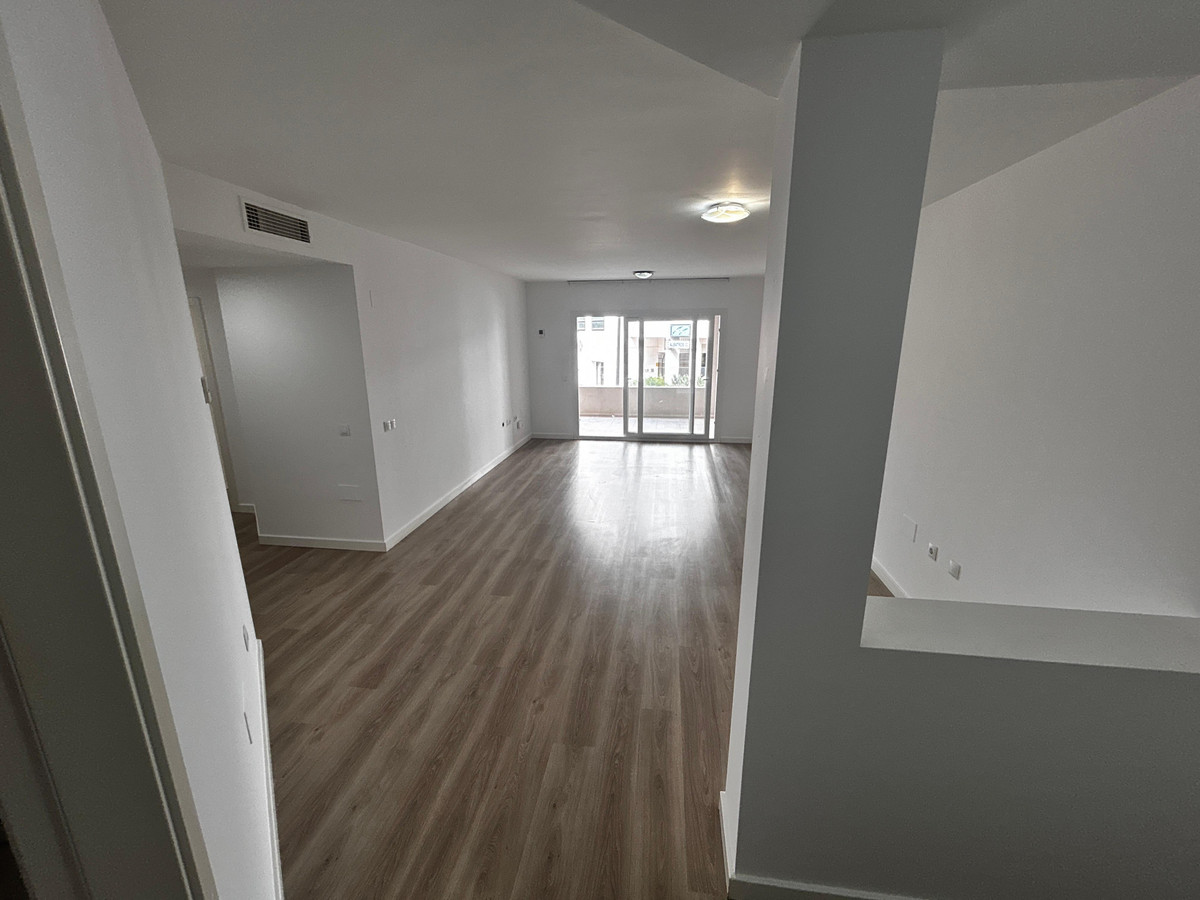 Appartement te koop in Nueva Andalucía | 2 slaapkamers H5104606