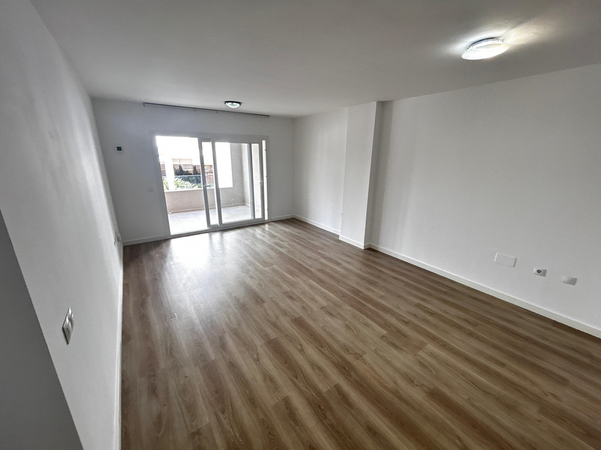 Appartement te koop in Nueva Andalucía | 2 slaapkamers H5104606