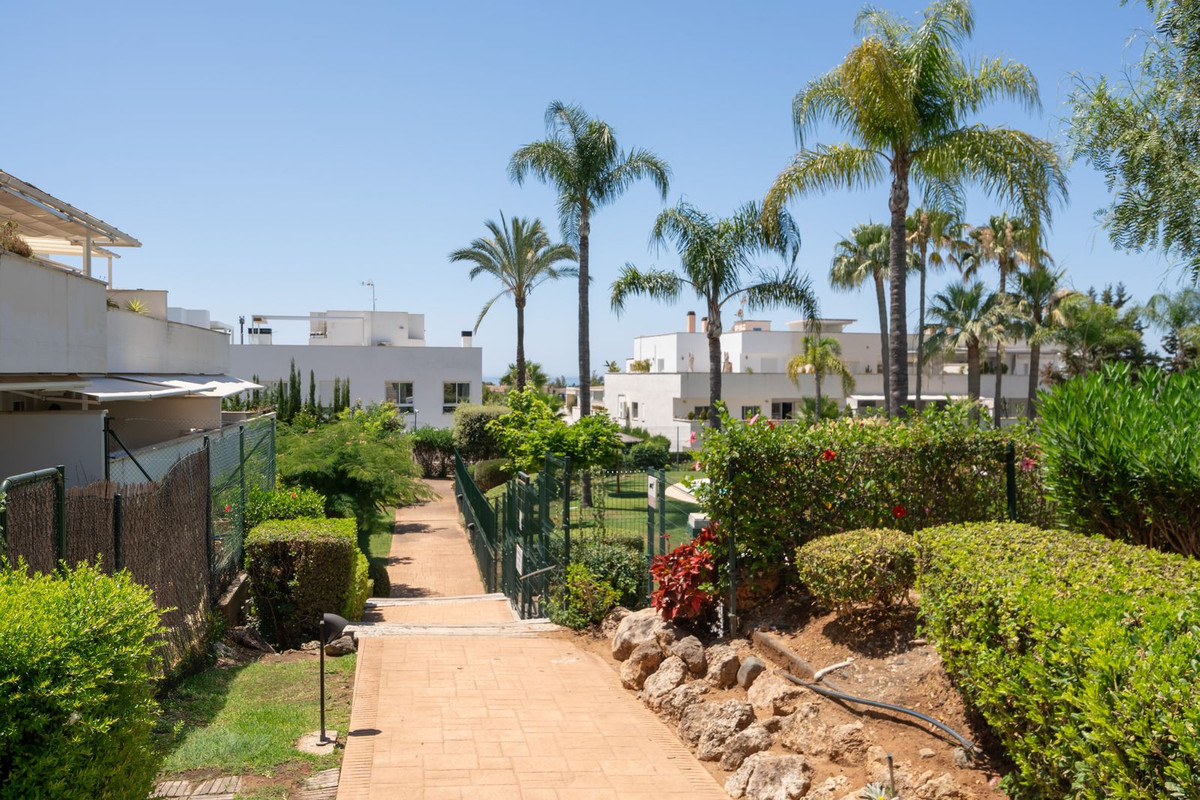 Appartement te koop in Nueva Andalucía | 2 slaapkamers H5104876