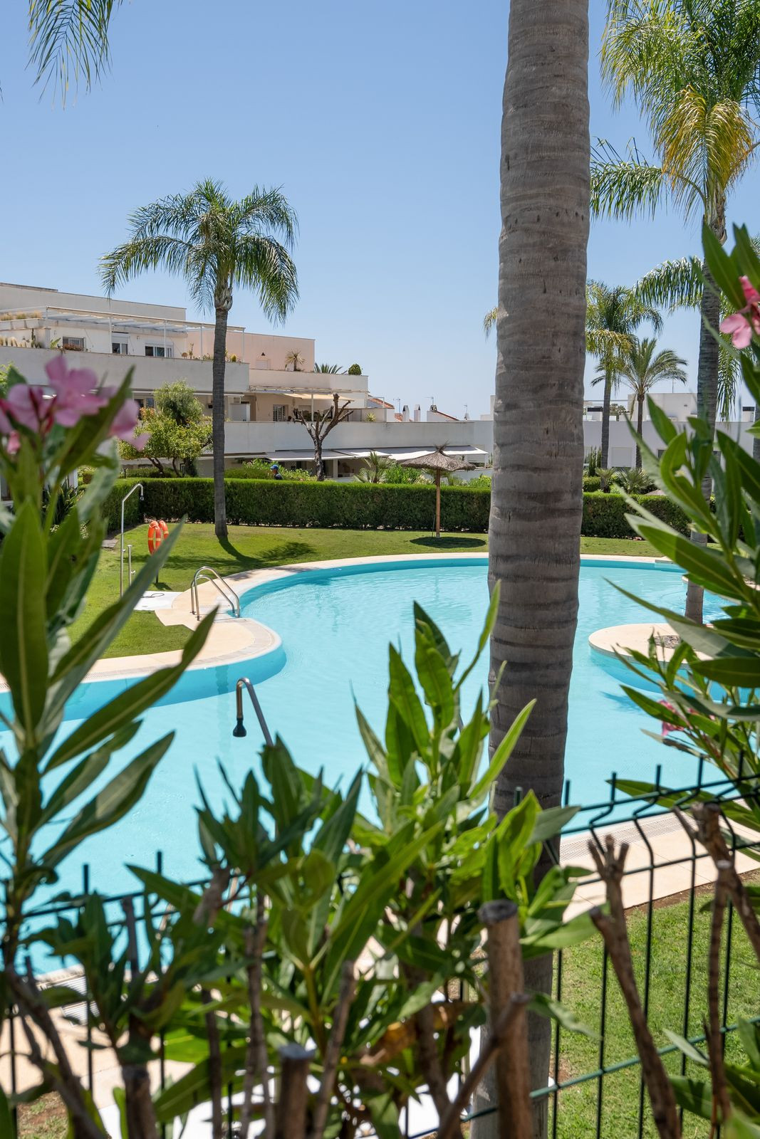 Appartement te koop in Nueva Andalucía | 2 slaapkamers H5104876