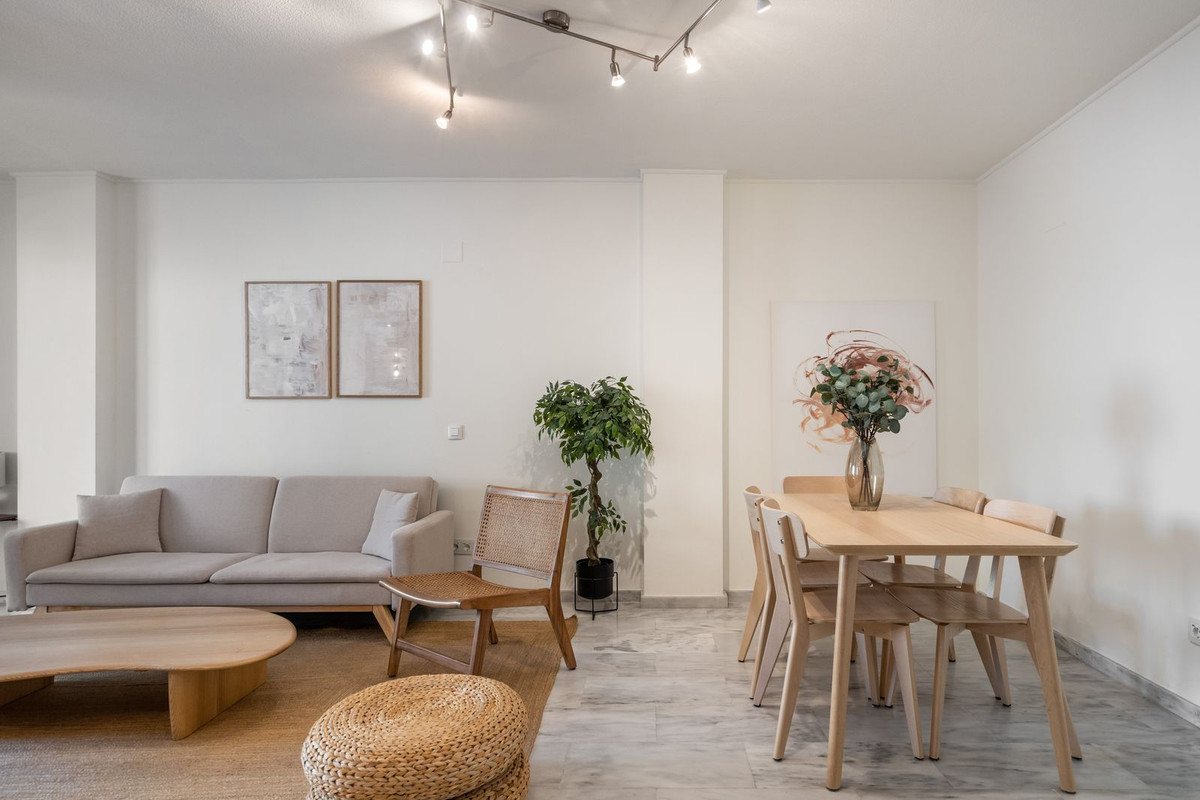 Appartement te koop in Nueva Andalucía | 2 slaapkamers H5104876