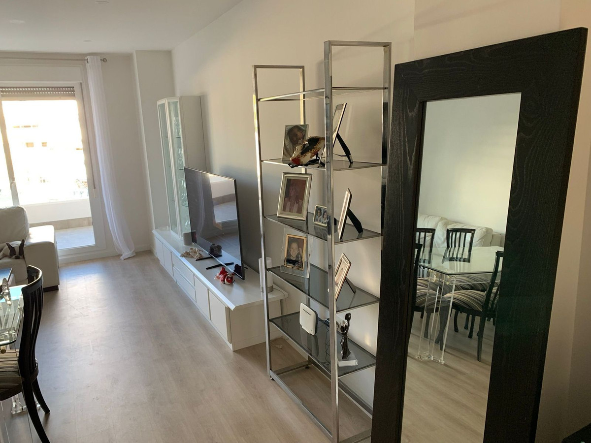 Appartement te koop in Nueva Andalucía | 2 slaapkamers H5106892