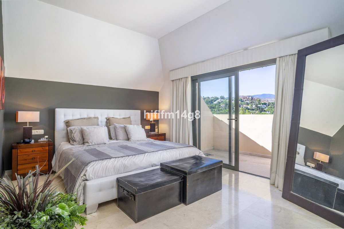 Appartement te koop in Nueva Andalucía | 2 slaapkamers H5107045