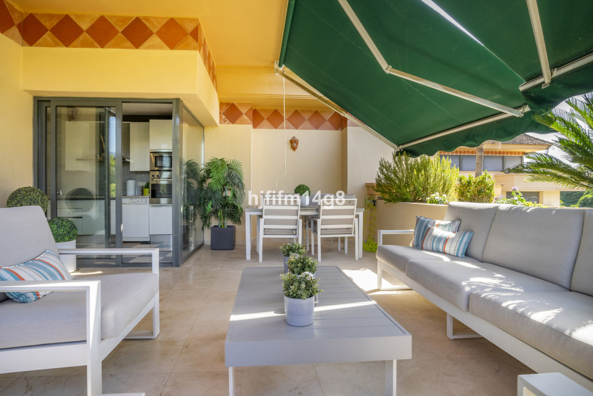 Appartement te koop in Nueva Andalucía | 2 slaapkamers H5107045