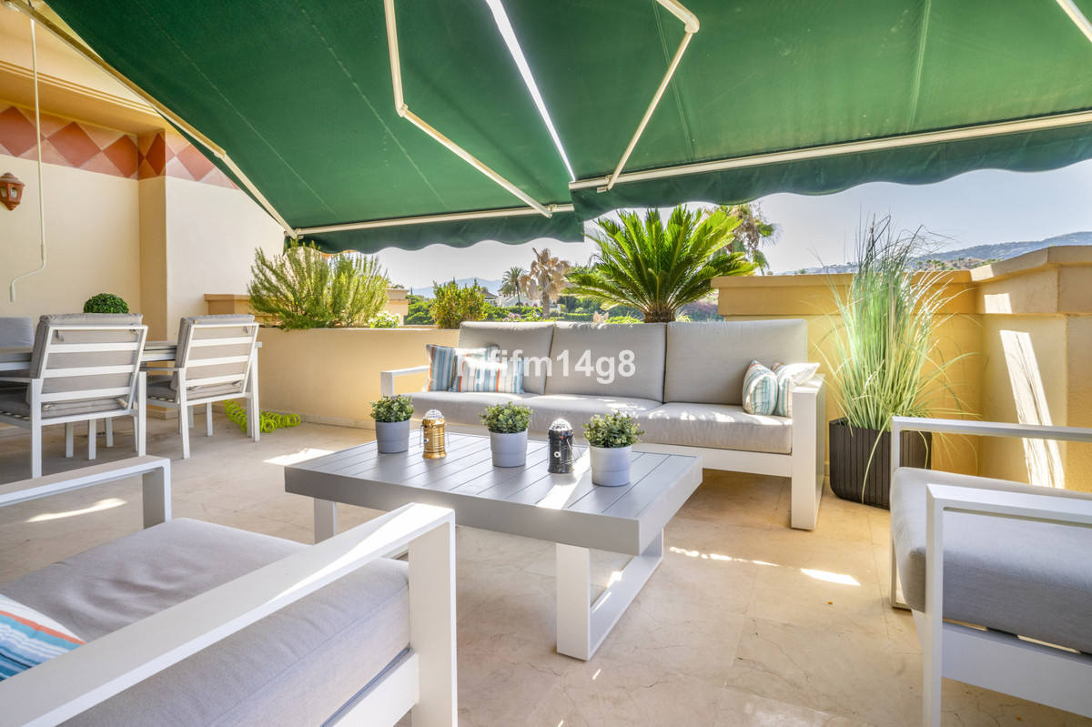 Appartement te koop in Nueva Andalucía | 2 slaapkamers H5107045