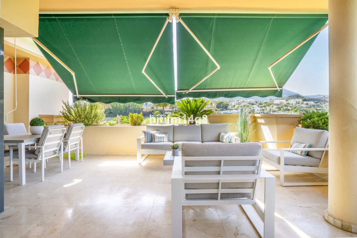 Appartement te koop in Nueva Andalucía | 2 slaapkamers H5107045