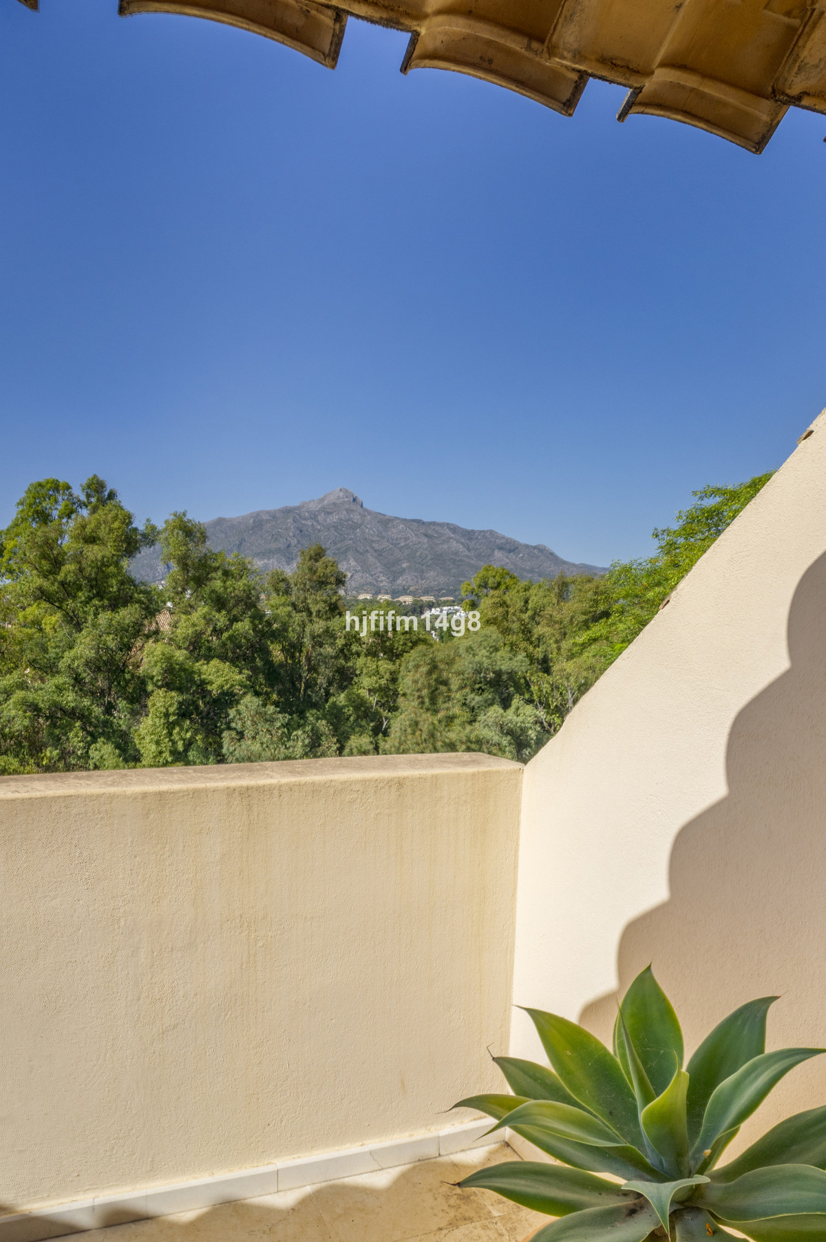 Appartement te koop in Nueva Andalucía | 2 slaapkamers H5107045