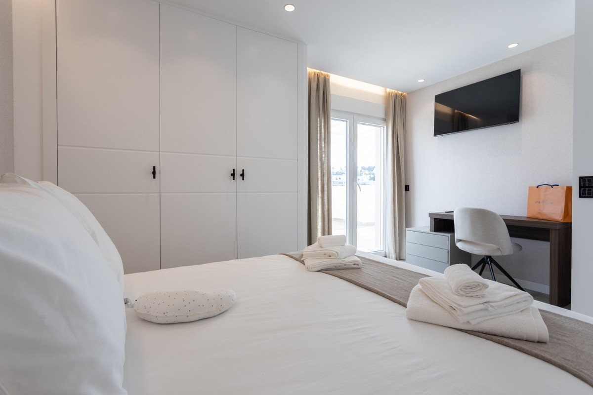 Appartement te koop in Nueva Andalucía | 4 slaapkamers H5107096