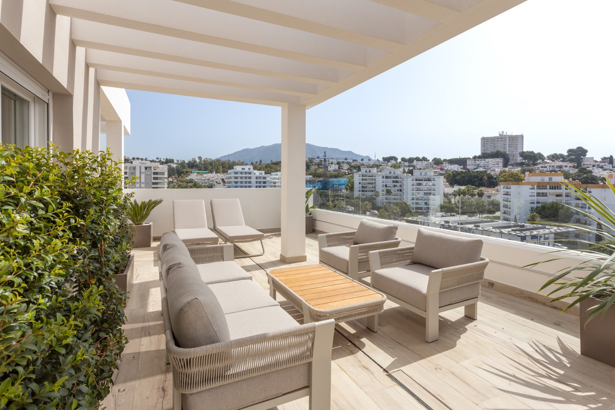 Appartement te koop in Nueva Andalucía | 4 slaapkamers H5107096