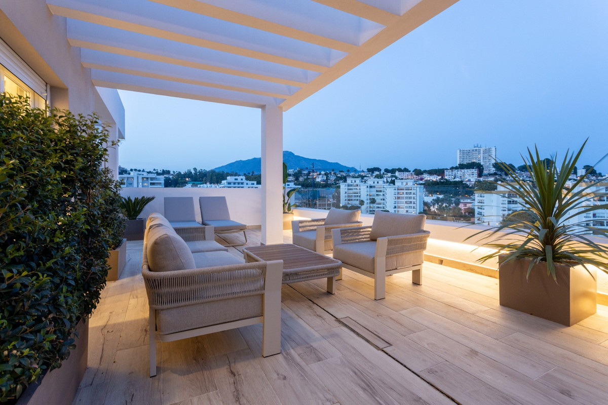 Appartement te koop in Nueva Andalucía | 4 slaapkamers H5107096