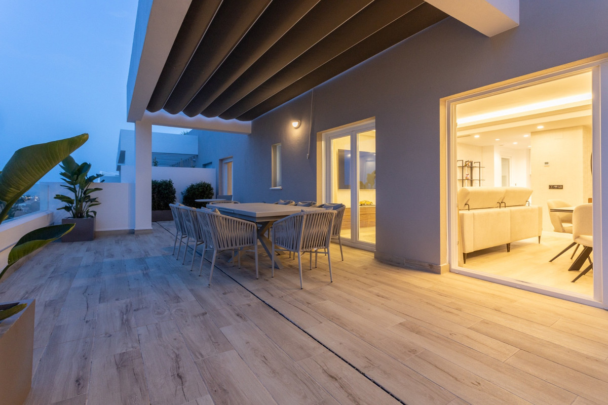 Appartement te koop in Nueva Andalucía | 4 slaapkamers H5107096